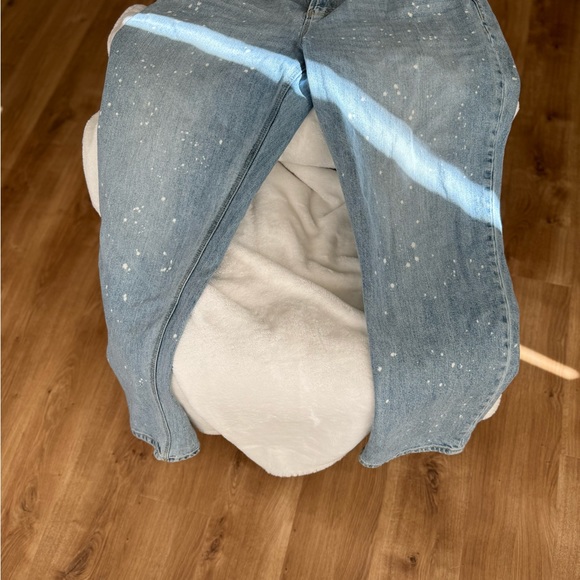Old Navy Paint Splatter Boyfriend Jeans SZ 16 - Picture 2 of 4